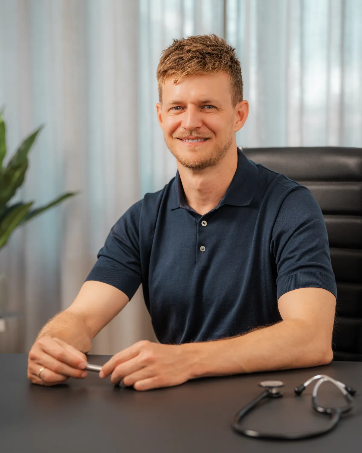 Dr. Fabian Weinschenk — Facharzt für Plastische und Ästhetische Chirurgie, Praxisinhaber Ästhetik am Isartor München